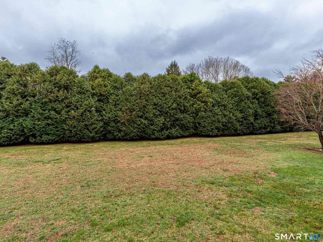 173 Candlewood Drive 173, Enfield, CT 06082