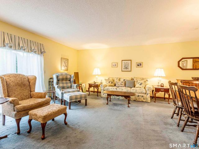 173 Candlewood Drive 173, Enfield, CT 06082
