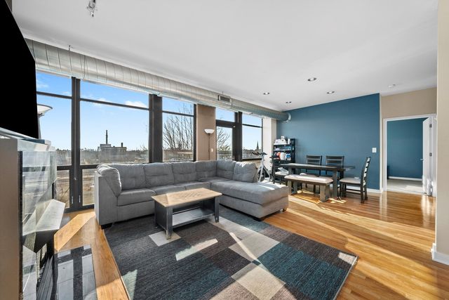 1001 W 15th Street 410, Chicago, IL 60608