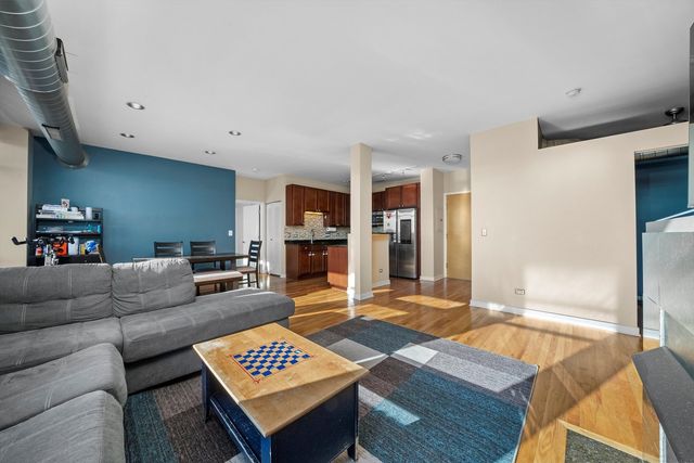 1001 W 15th Street 410, Chicago, IL 60608