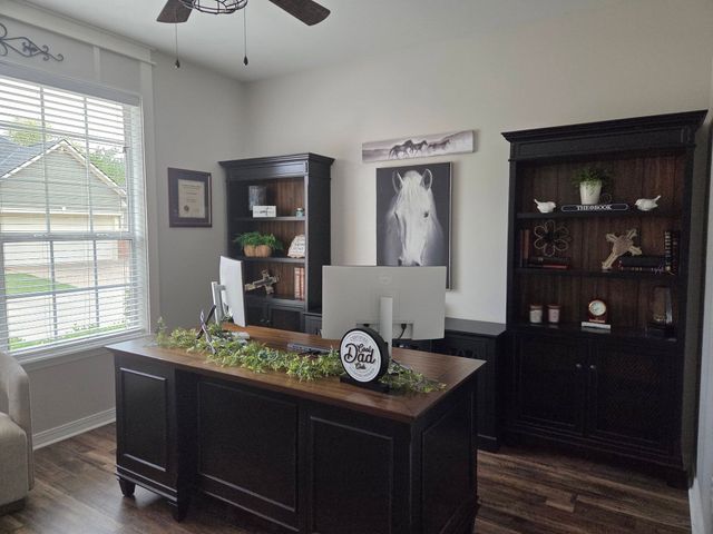 8100 Captain Mary Miller Drive, Shreveport, LA 71115