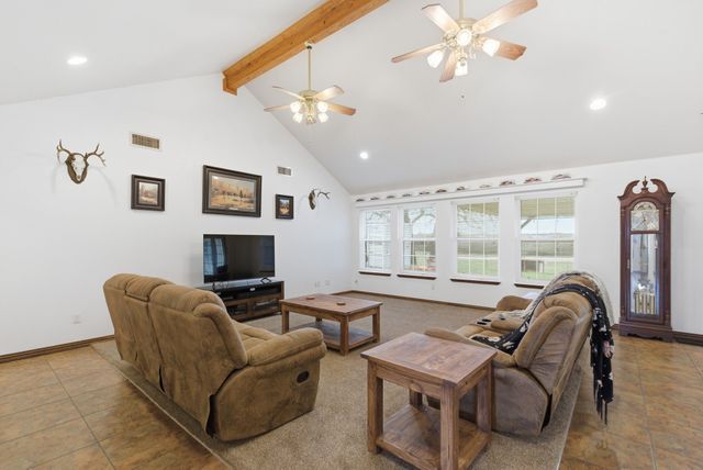 301 Rhoades Lane, Springtown, TX 76082