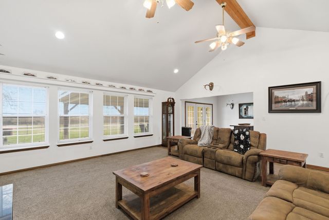 301 Rhoades Lane, Springtown, TX 76082