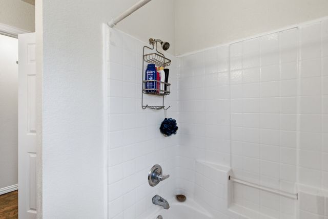 301 Rhoades Lane, Springtown, TX 76082