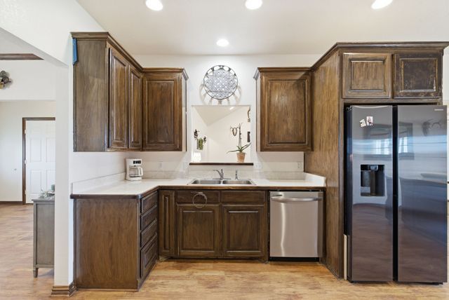 301 Rhoades Lane, Springtown, TX 76082