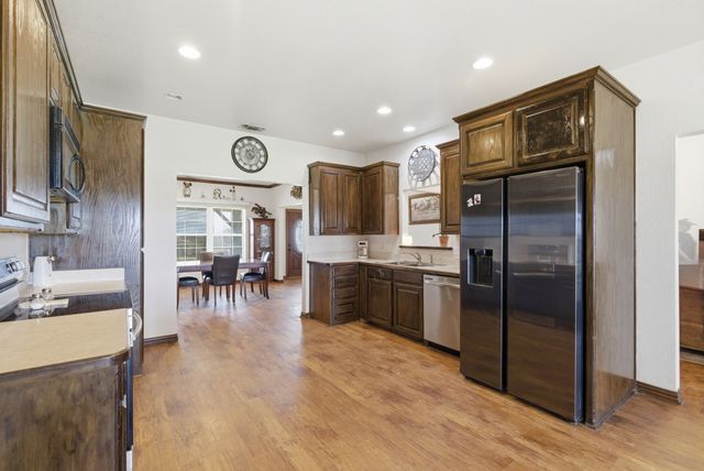 301 Rhoades Lane, Springtown, TX 76082