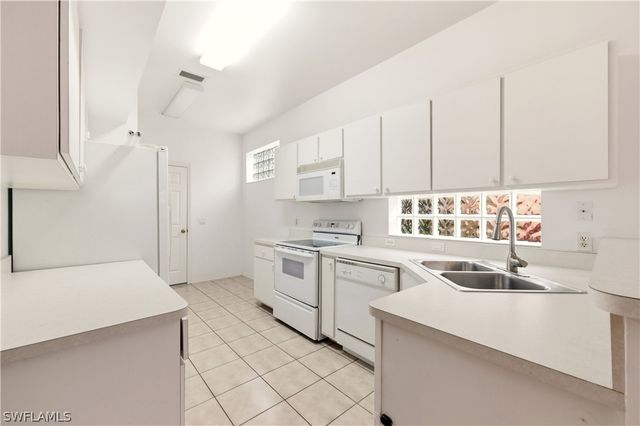 10707 Pearl Bay CIR, Estero, FL 33928