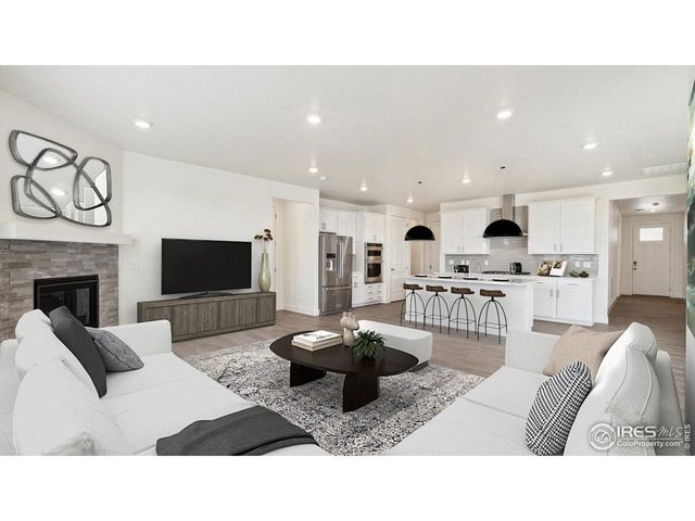 1847 Chaffee Crest Dr, Berthoud, CO 80513