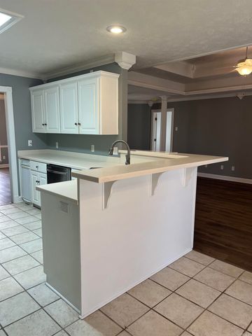 3512 S Ridge Road, Jacksonville, AR 72076