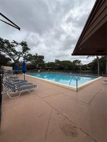 6190 Pine Tree Ln, Tamarac, FL 33319