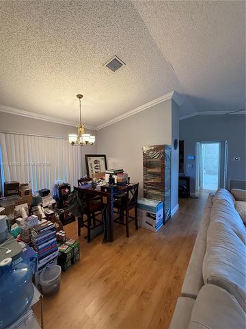 6190 Pine Tree Ln, Tamarac, FL 33319