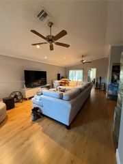 6190 Pine Tree Ln, Tamarac, FL 33319