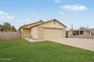 2434 E ROESER Road, Phoenix, AZ 85040