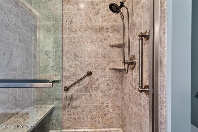 10413 Monticello Forest Cir, Jeffersontown, KY 40299