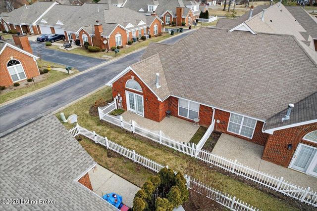 10413 Monticello Forest Cir, Jeffersontown, KY 40299