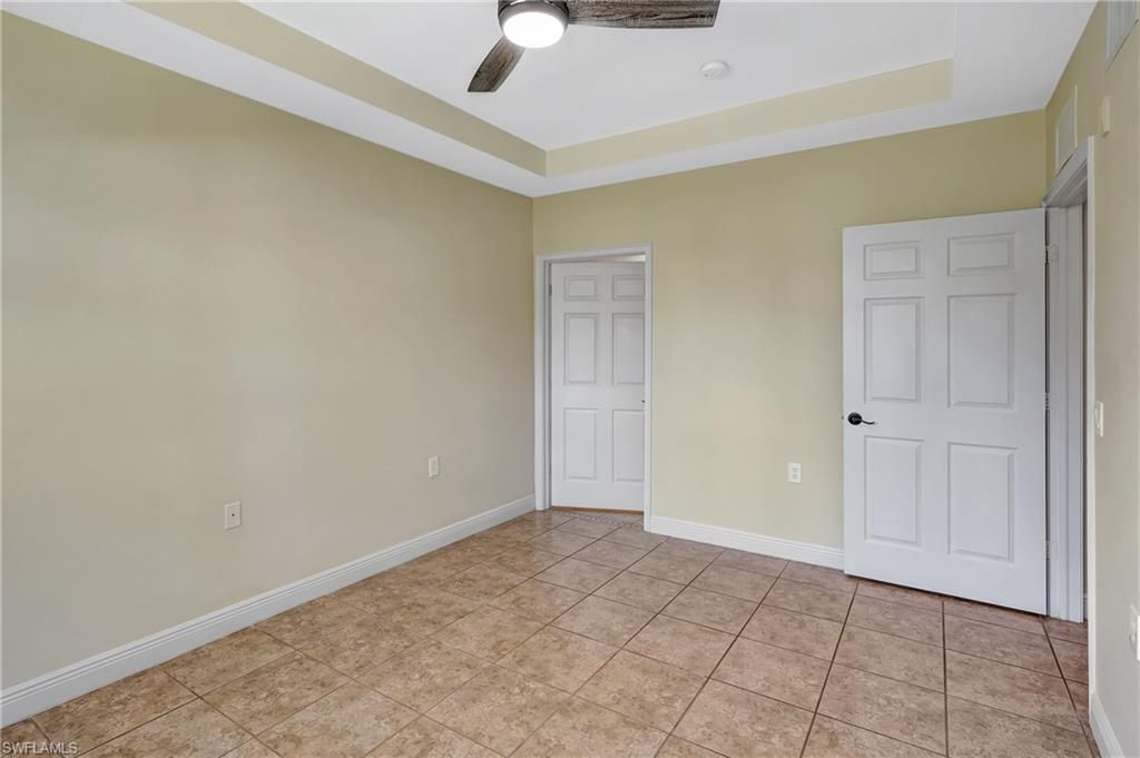 Image 10 of property listing at 1500 SW 50TH ST 103, Cape Coral, FL 33914