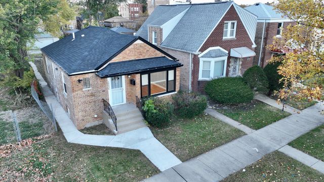 10036 S Saint Lawrence Avenue, Chicago, IL 60628