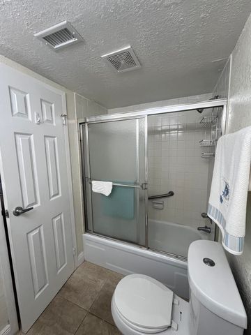 4850 NW 29 Court 327, Lauderdale Lakes, FL 33313