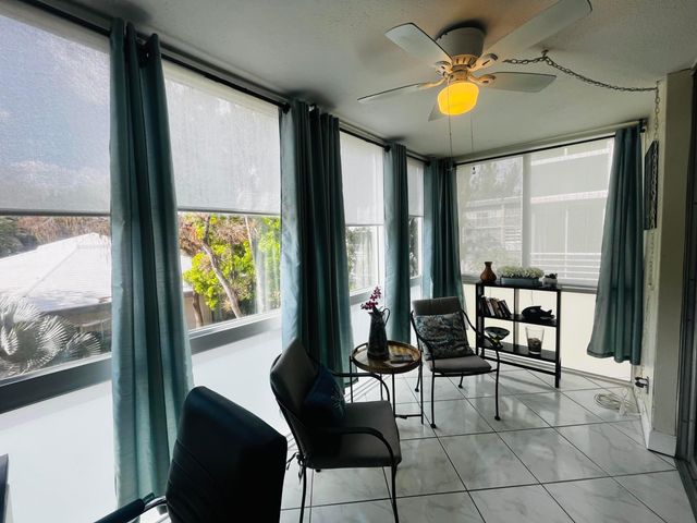 4850 NW 29 Court 327, Lauderdale Lakes, FL 33313