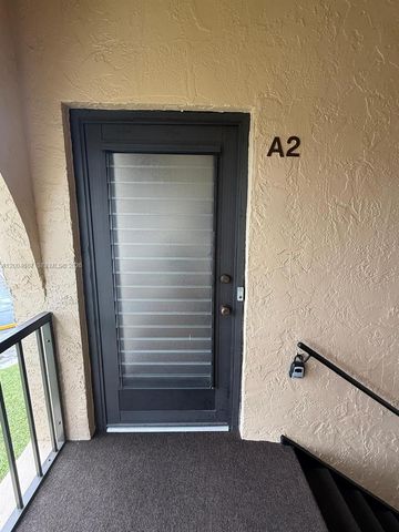 208 Pine Hov Cir A-2, Green Acres, FL 33463