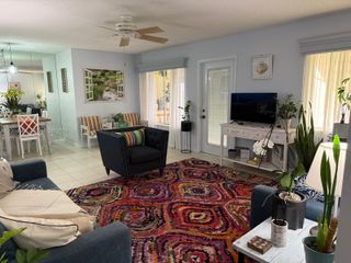 208 Pine Hov Cir A-2, Green Acres, FL 33463