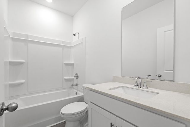 35 Hunting Pl, Georgetown, SC 29440