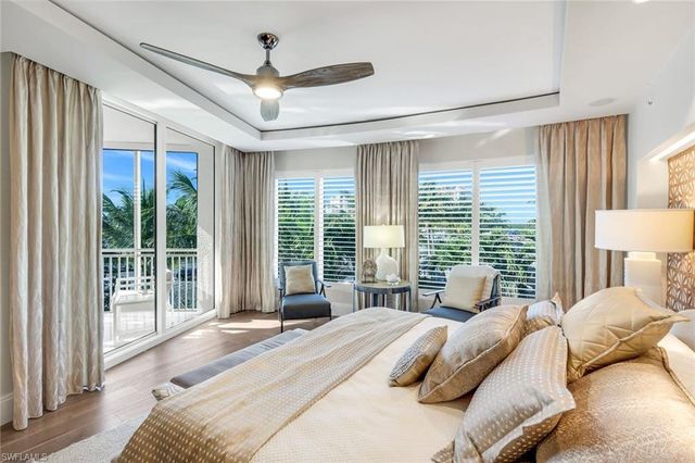 13665 Vanderbilt DR # 301, Naples, FL 34110