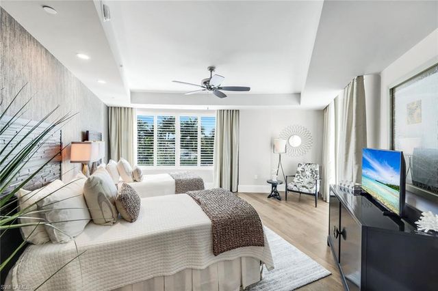 13665 Vanderbilt DR # 301, Naples, FL 34110