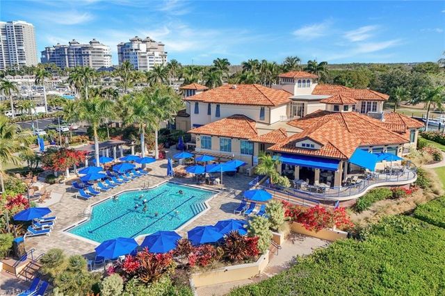 13665 Vanderbilt DR # 301, Naples, FL 34110