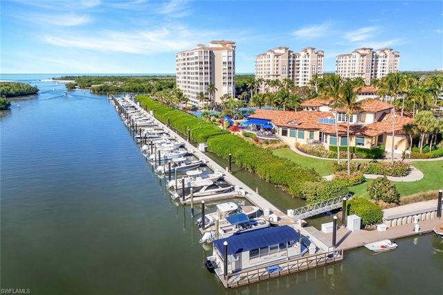 13665 Vanderbilt DR # 301, Naples, FL 34110