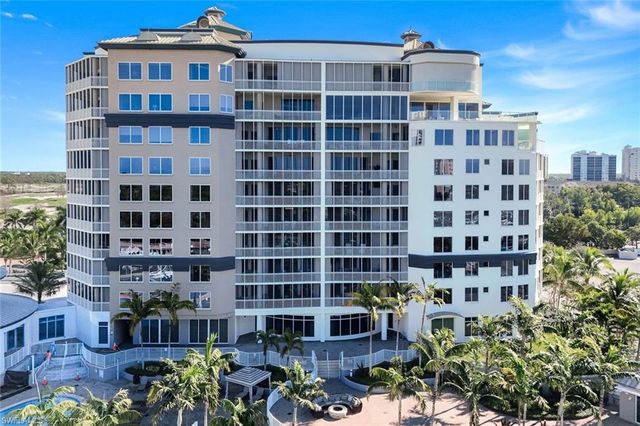 13665 Vanderbilt DR # 301, Naples, FL 34110