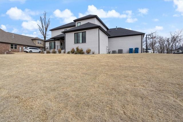 1603 NW Santorini Lane, Bentonville, AR 72712