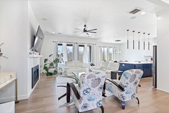 1603 NW Santorini Lane, Bentonville, AR 72712