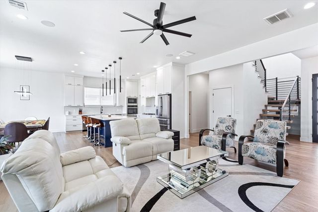 1603 NW Santorini Lane, Bentonville, AR 72712