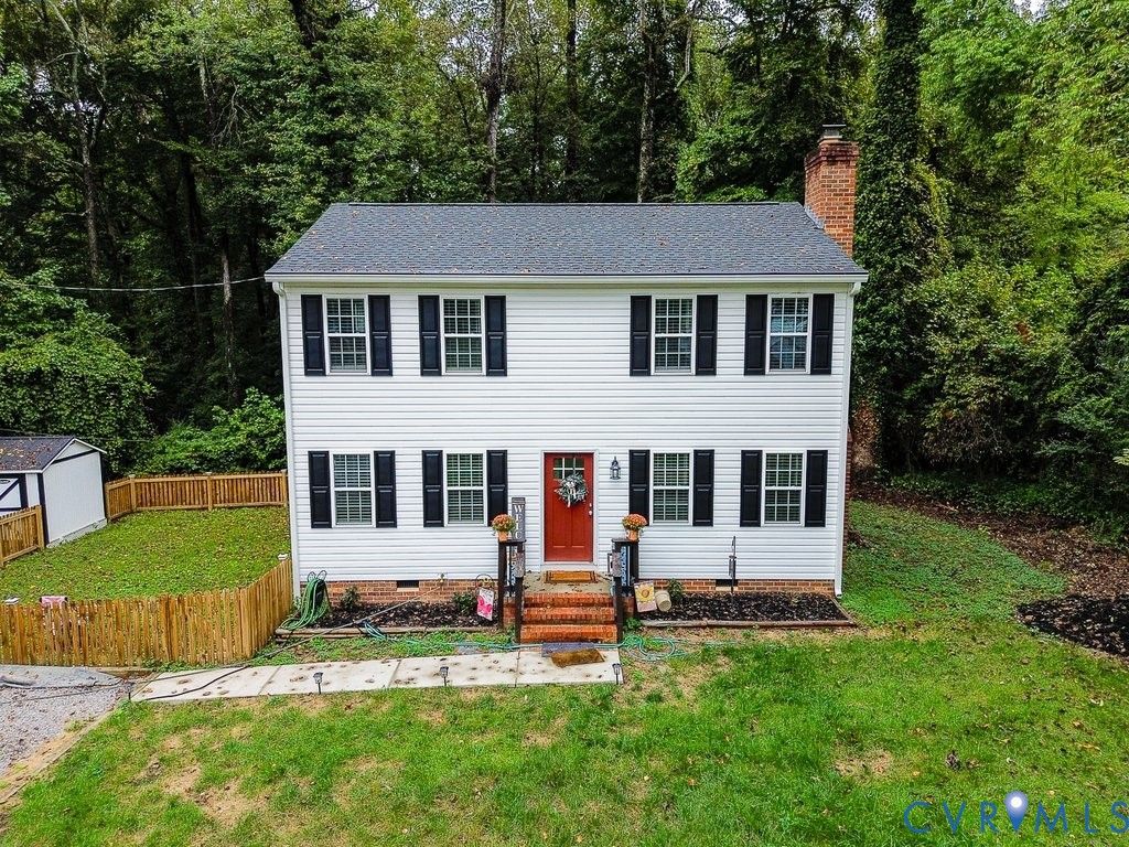 8294 Burnside Dr, Mechanicsville, VA 23116