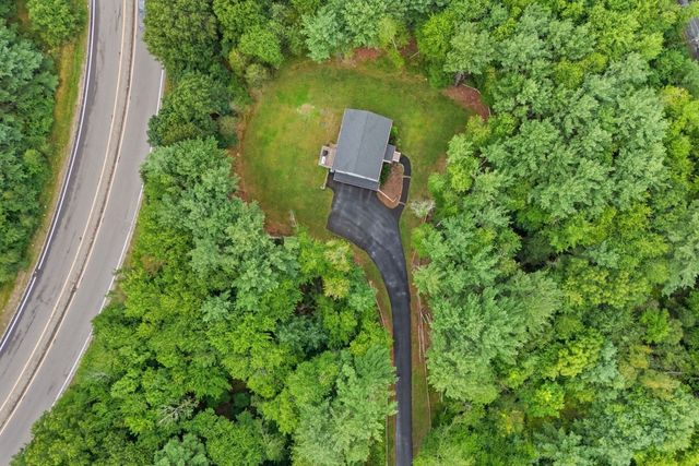 46 Clay St, Middleboro, MA 02346