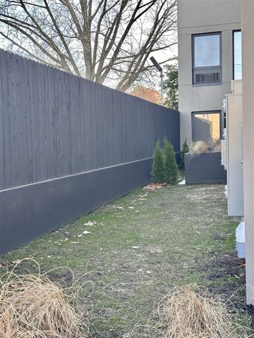 362 W MERRICK Road 106, Valley Stream, NY 11580