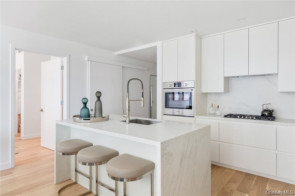 140 Boardwalk 409 B, Long Beach, NY 11561 — exterior