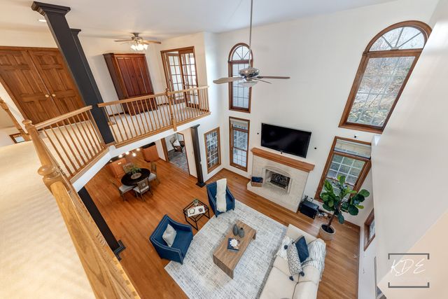 3307 Danlaur Court, Naperville, IL 60564