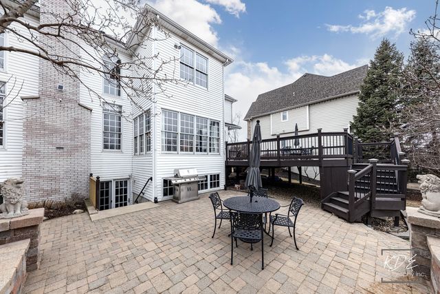 3307 Danlaur Court, Naperville, IL 60564