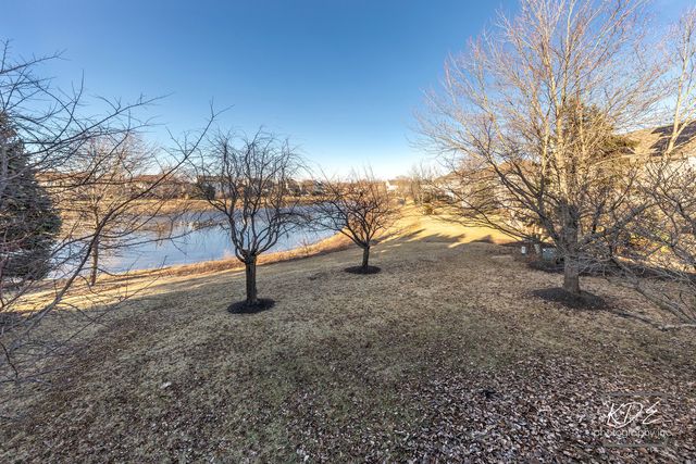 3307 Danlaur Court, Naperville, IL 60564