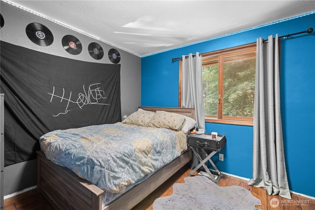 17909 230th Avenue NE, Woodinville, WA 98077