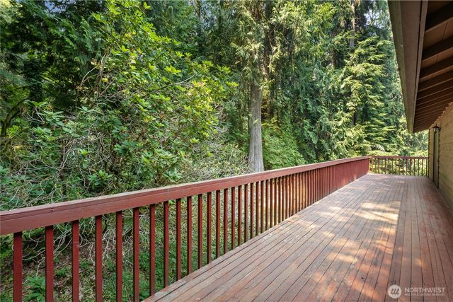 17909 230th Avenue NE, Woodinville, WA 98077