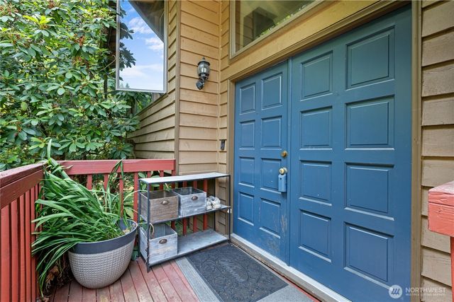 17909 230th Avenue NE, Woodinville, WA 98077