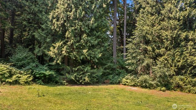 17909 230th Avenue NE, Woodinville, WA 98077