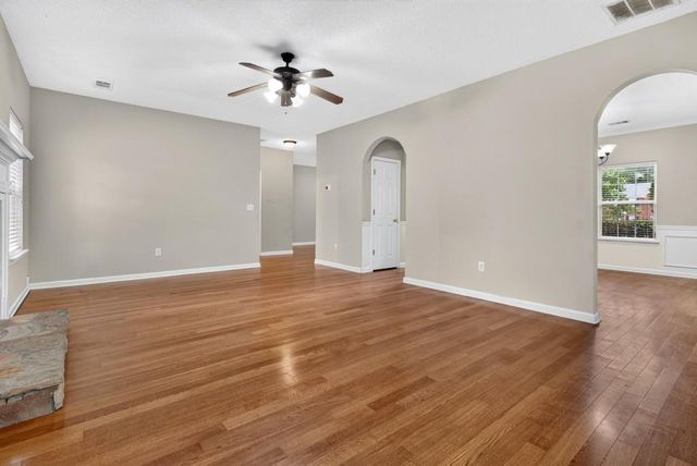 719 Winesap Court, Hampton, GA 30228