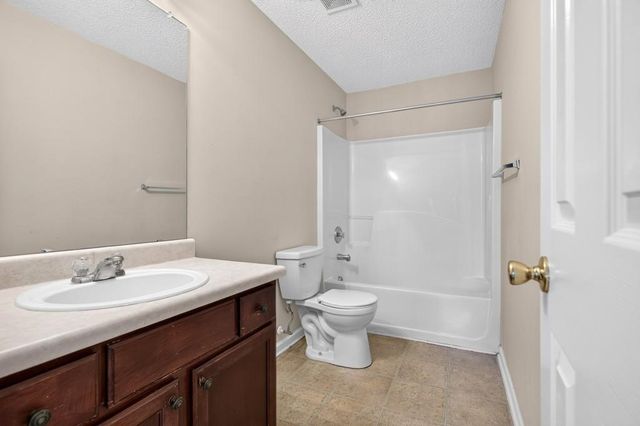 719 Winesap Court, Hampton, GA 30228