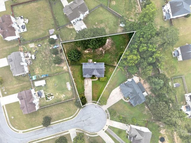 719 Winesap Court, Hampton, GA 30228