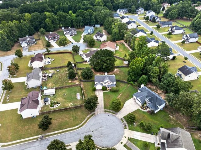 719 Winesap Court, Hampton, GA 30228