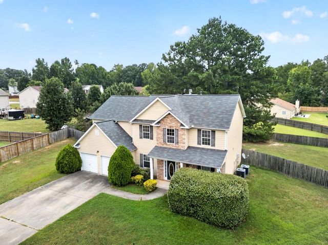719 Winesap Court, Hampton, GA 30228